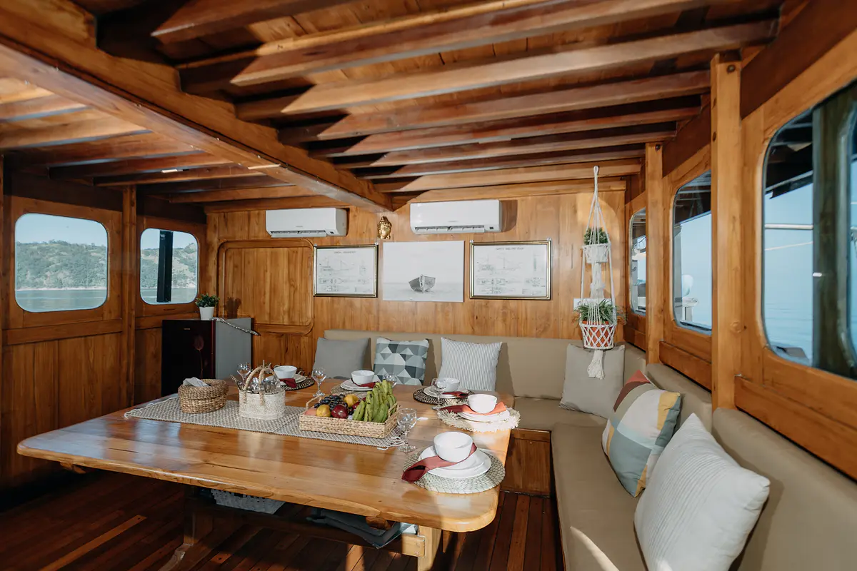 Adishree Phinisi - Luxury Phinisi Komodo Charter 2026